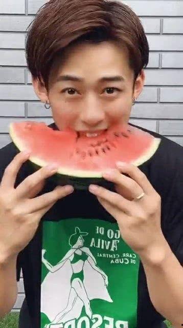 网红吃瓜哥被抓是真的吗,是真是假？