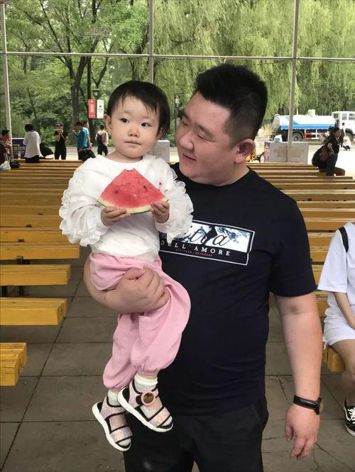 网红吃瓜小婉是谁啊,网络红人的崛起之路